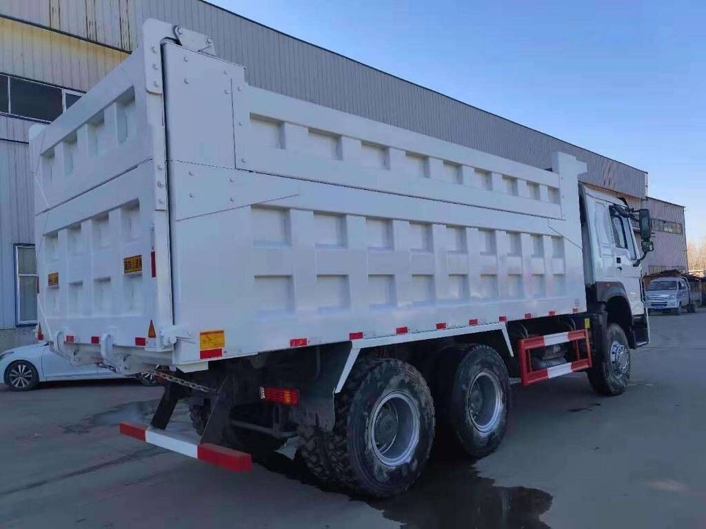 Sinotruk Howo - Tipper: picture 3 Sinotruk Howo - Tipper: picture 3