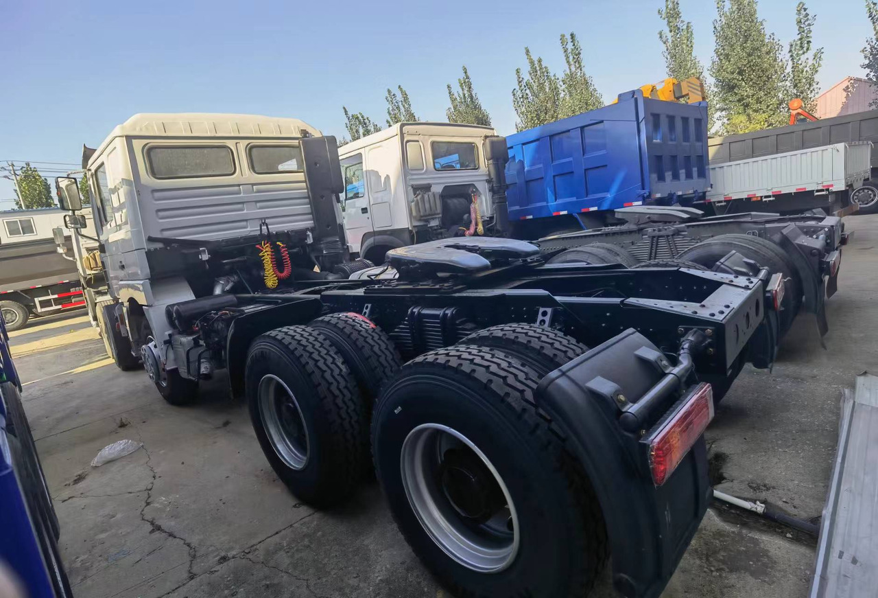 Shacman F3000 6*4 Tractor - Tractor unit: picture 5 Shacman F3000 6*4 Tractor - Tractor unit: picture 5