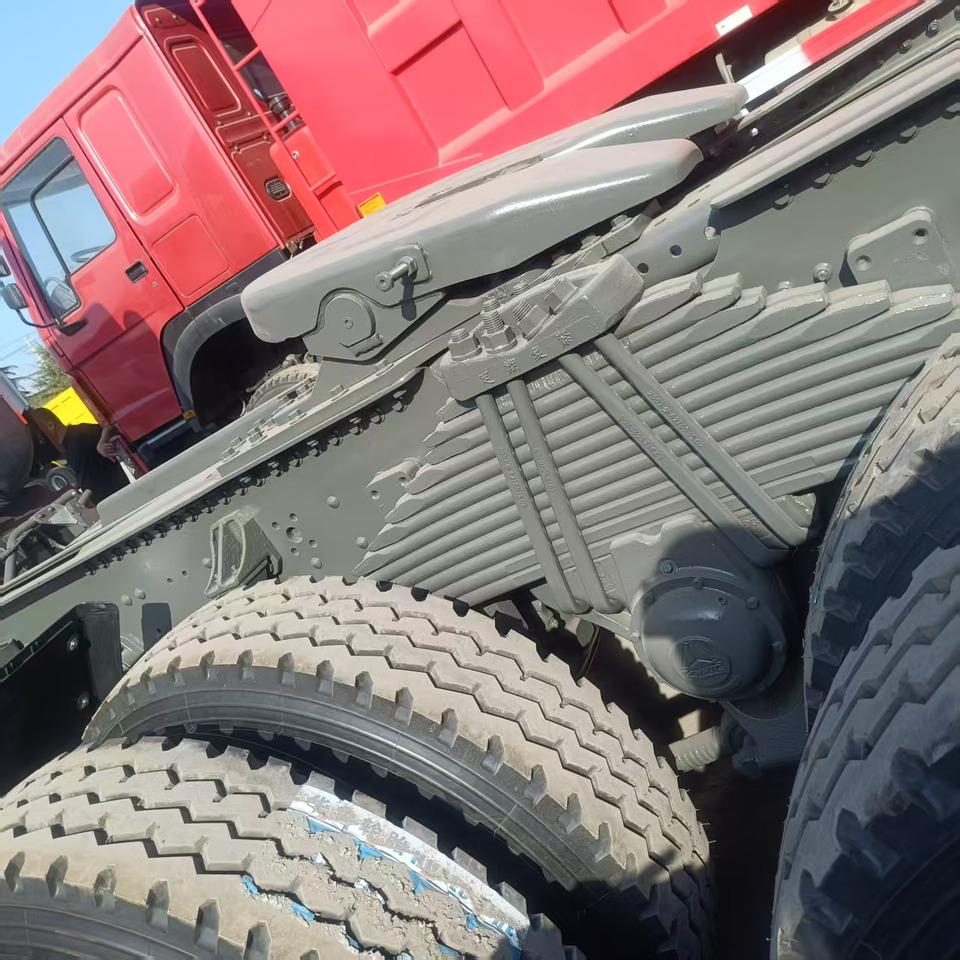 Sinotruk HOWO 371 6*4 Tractor - Tractor unit: picture 4 Sinotruk HOWO 371 6*4 Tractor - Tractor unit: picture 4