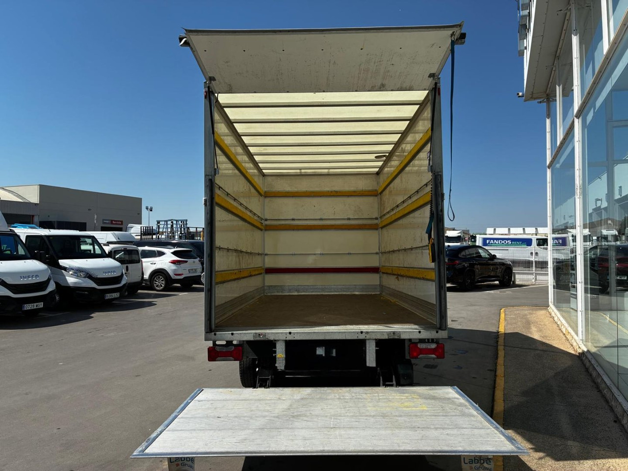 Caja cerrada IVECO 35C16 20m3 - Box van: picture 4 Caja cerrada IVECO 35C16 20m3 - Box van: picture 4
