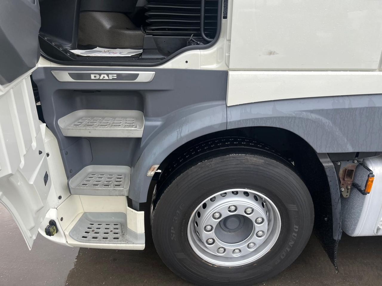 Cabeza Tractora DAF 480 AUTOMATICA CON INTARDER - Tractor unit: picture 5 Cabeza Tractora DAF 480 AUTOMATICA CON INTARDER - Tractor unit: picture 5