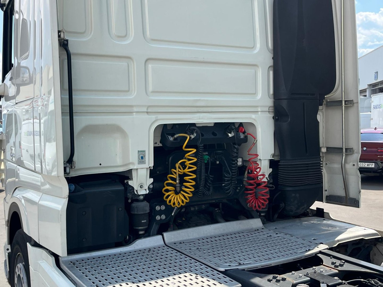 Cabeza Tractora DAF 480 AUTOMATICA CON INTARDER - Tractor unit: picture 5 Cabeza Tractora DAF 480 AUTOMATICA CON INTARDER - Tractor unit: picture 5