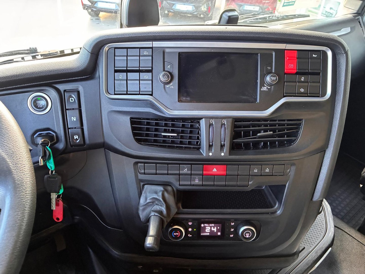 Tractor unit Cabeza Tractora IVECO 460 AUTOMATICO INTARDER ADR: picture 19 Tractor unit Cabeza Tractora IVECO 460 AUTOMATICO INTARDER ADR: picture 19