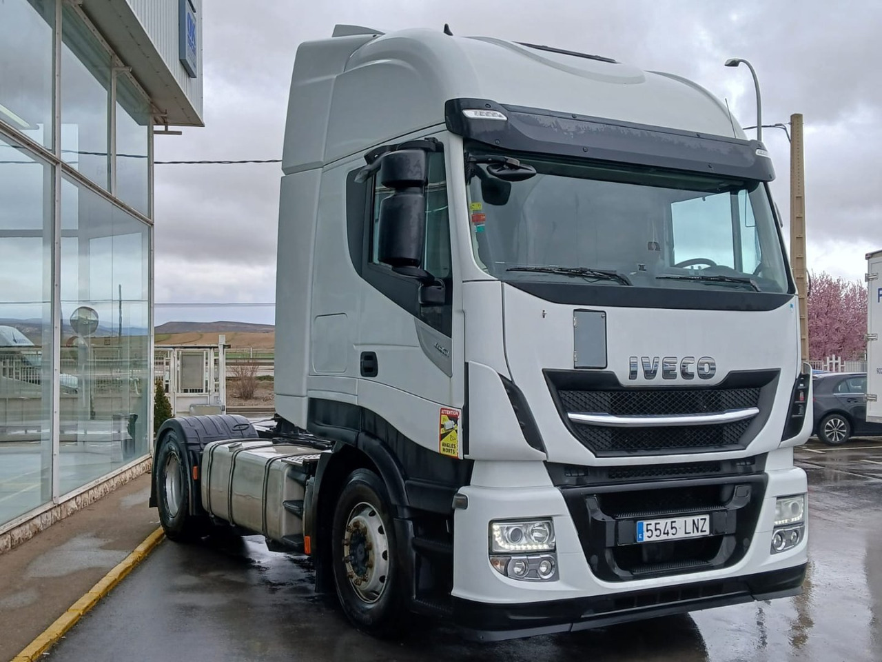 Cabeza Tractora IVECO 480 AUTOMATICO CON INTARDER - Tractor unit: picture 3 Cabeza Tractora IVECO 480 AUTOMATICO CON INTARDER - Tractor unit: picture 3