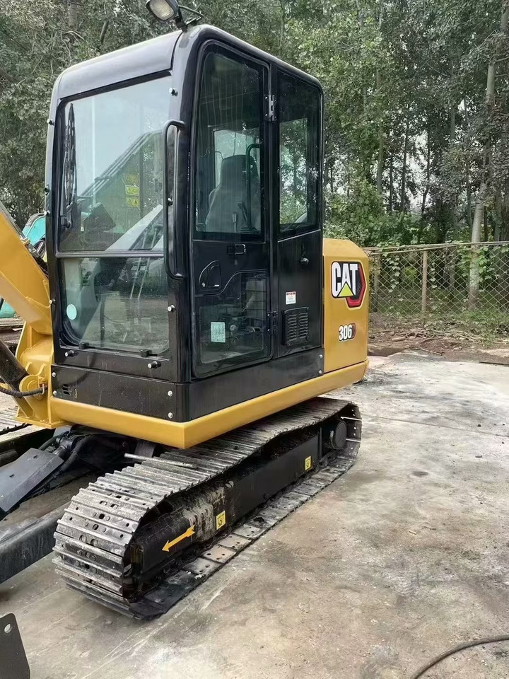 Mini excavator CAT 306E2: picture 11