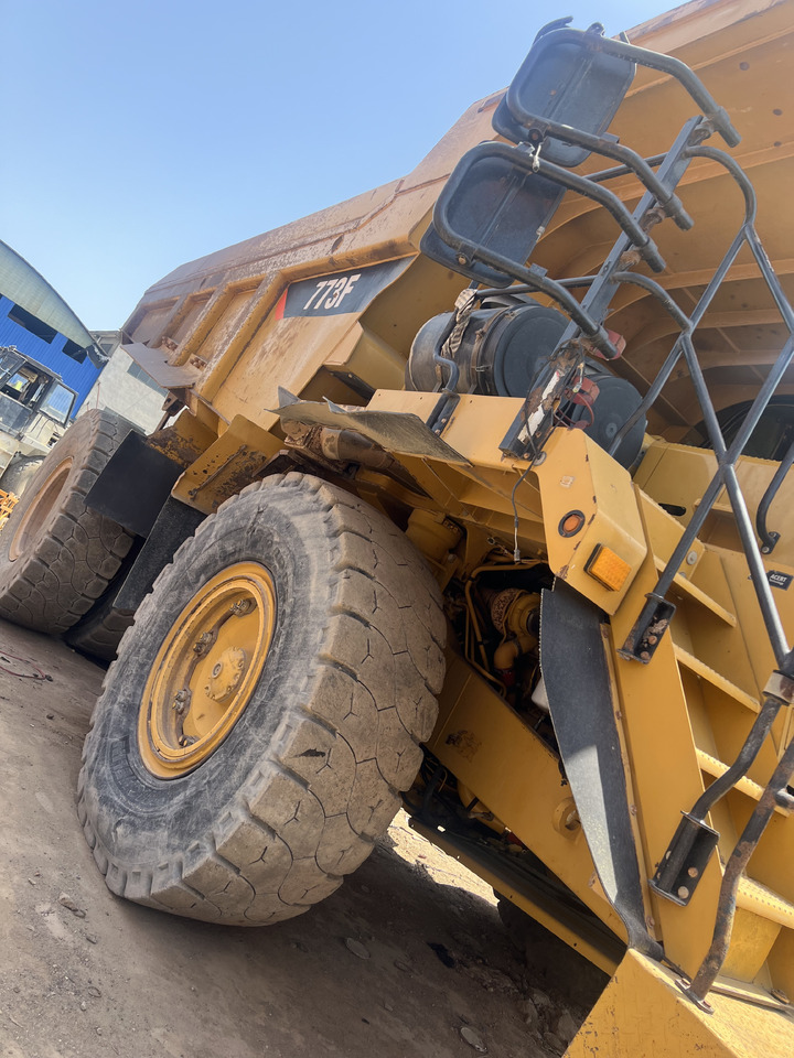 CAT 773F ROCK TRUCK - Mining machinery: picture 5 CAT 773F ROCK TRUCK - Mining machinery: picture 5