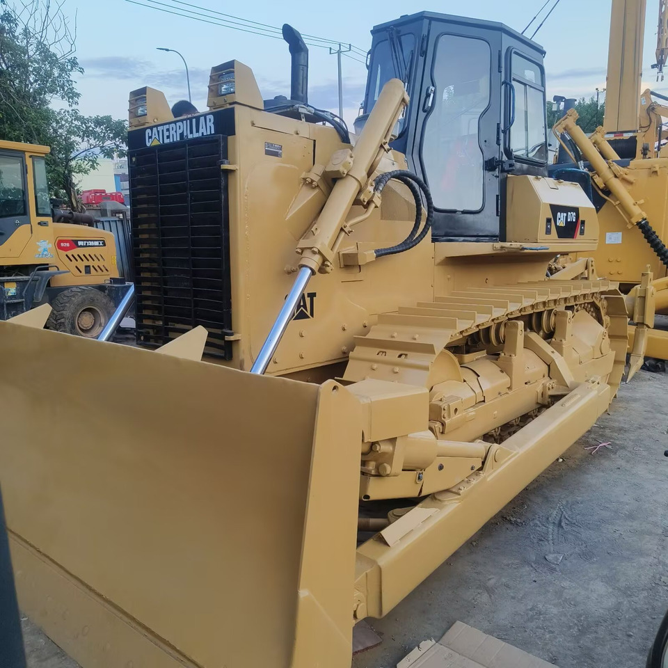 CAT D7G - Bulldozer: picture 2 CAT D7G - Bulldozer: picture 2