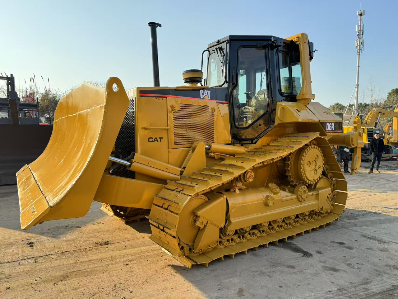 CATERPILLAR D6R CAT D 6 R D6G D7G - Bulldozer: picture 1 CATERPILLAR D6R CAT D 6 R D6G D7G - Bulldozer: picture 1