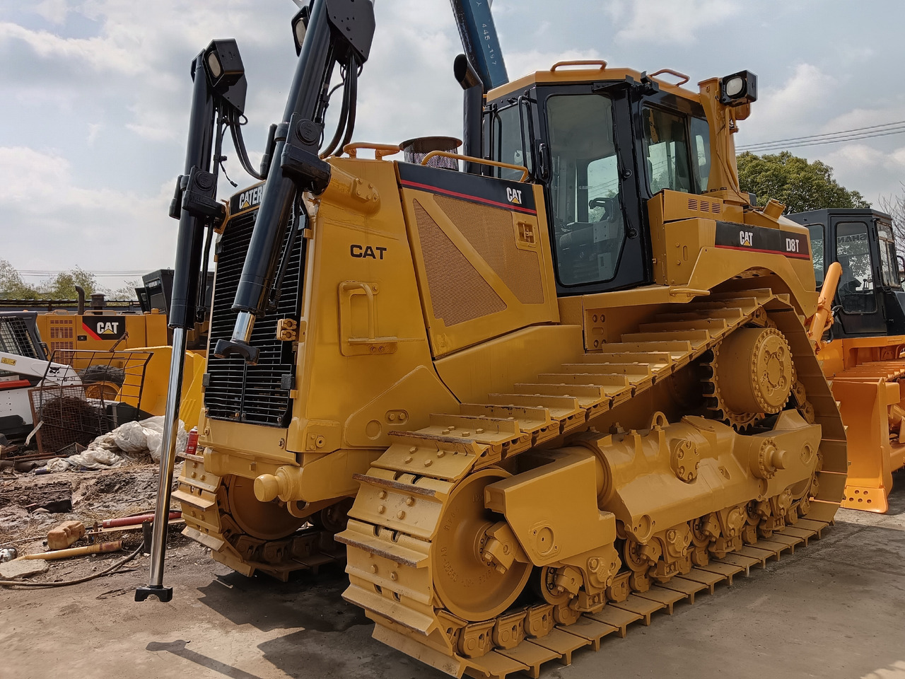 CATERPILLAR D8T - Bulldozer: picture 5 CATERPILLAR D8T - Bulldozer: picture 5
