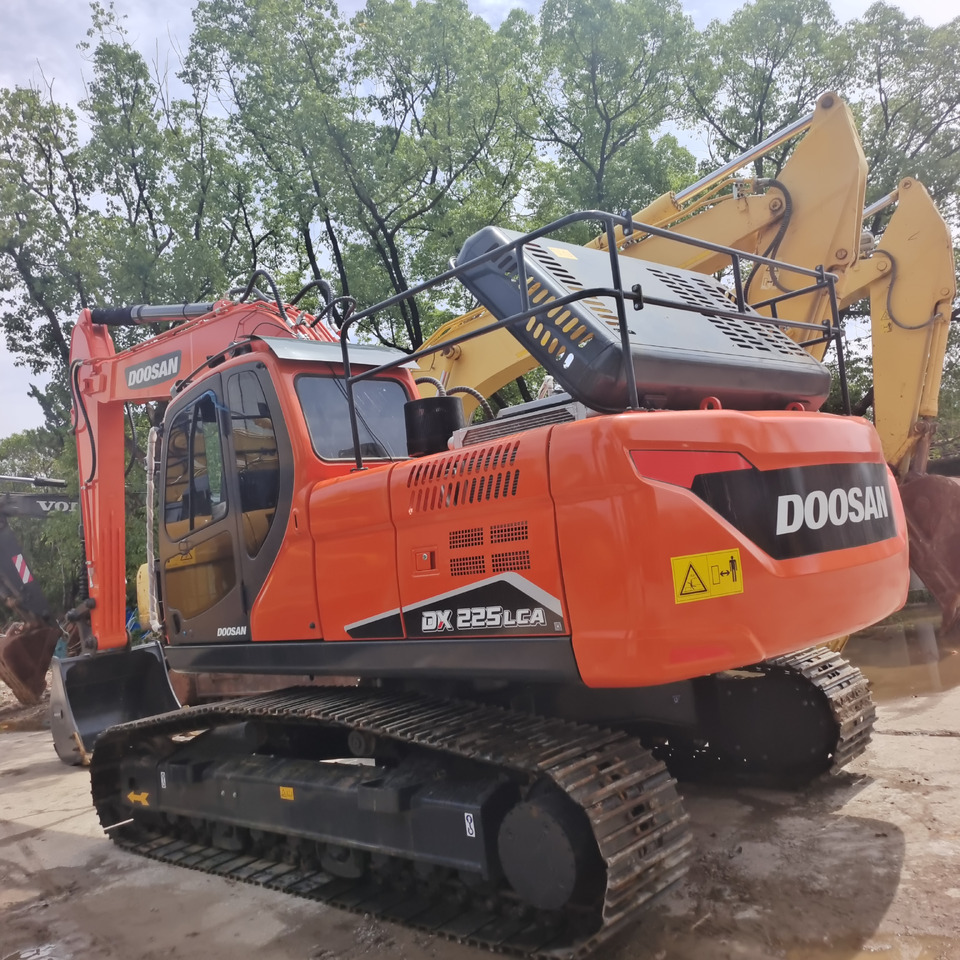 Crawler excavator DOOSAN DX225 LCA DX225 LC - 9C: picture 14