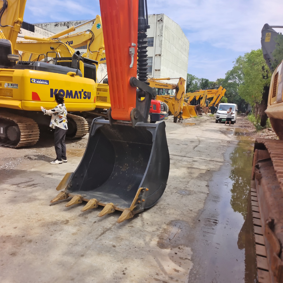 Crawler excavator DOOSAN DX225 LCA DX225 LC - 9C: picture 8