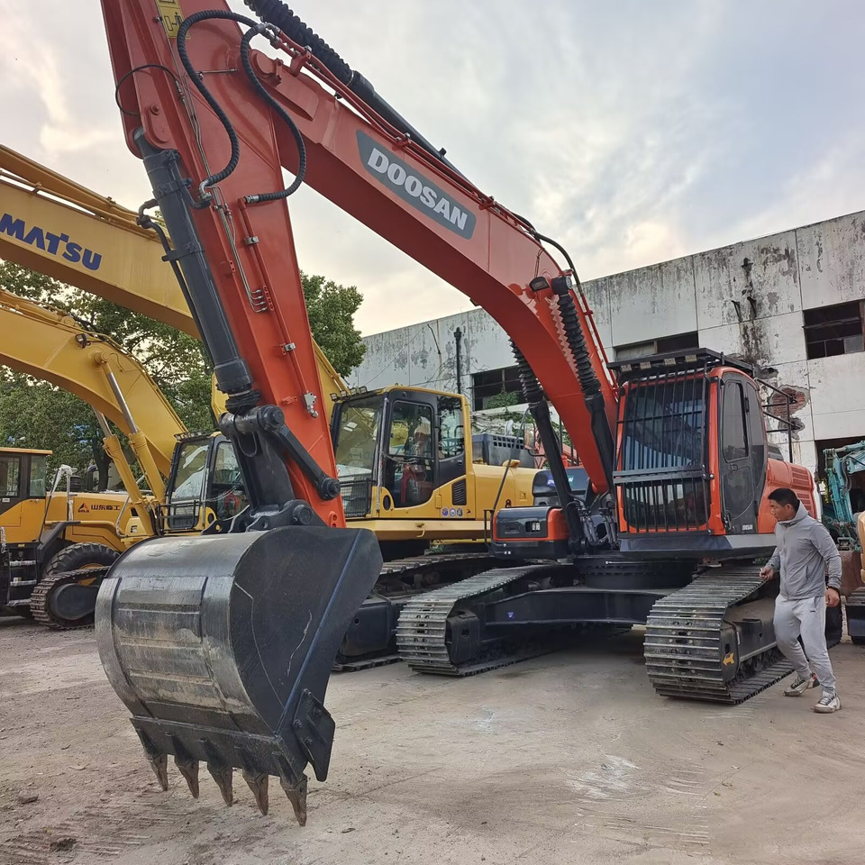 DOOSAN DX300 LC-9C DX300LCA - Crawler excavator: picture 5 DOOSAN DX300 LC-9C DX300LCA - Crawler excavator: picture 5