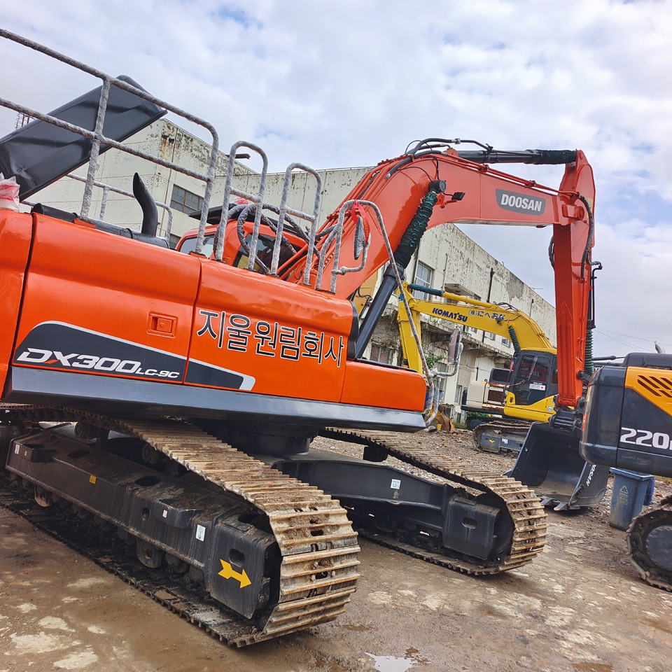 DOOSAN DX300 LCA DX300LC-9C - Crawler excavator: picture 4 DOOSAN DX300 LCA DX300LC-9C - Crawler excavator: picture 4