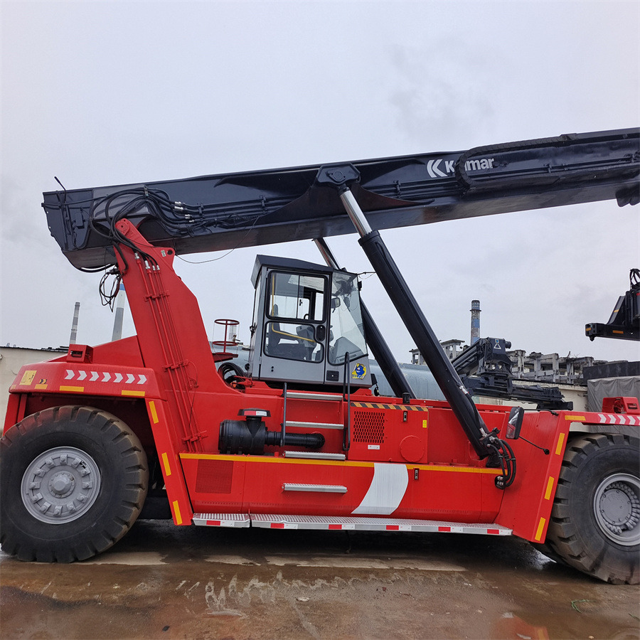 KALMAR DRF 450 45 TON REACH STACKER - Reach stacker: picture 1 KALMAR DRF 450 45 TON REACH STACKER - Reach stacker: picture 1