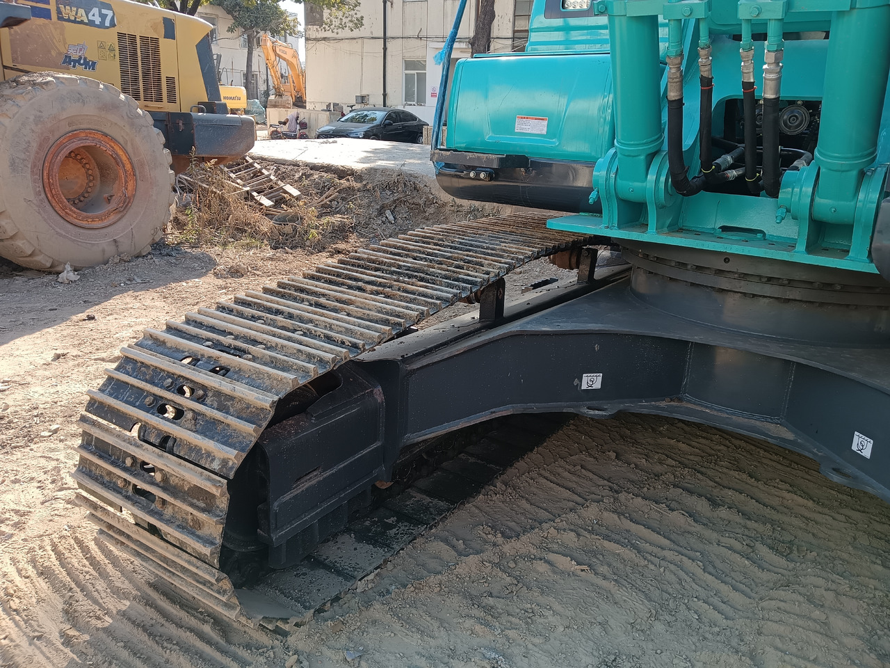KOBELCO SK200-8 - Crawler excavator: picture 5 KOBELCO SK200-8 - Crawler excavator: picture 5