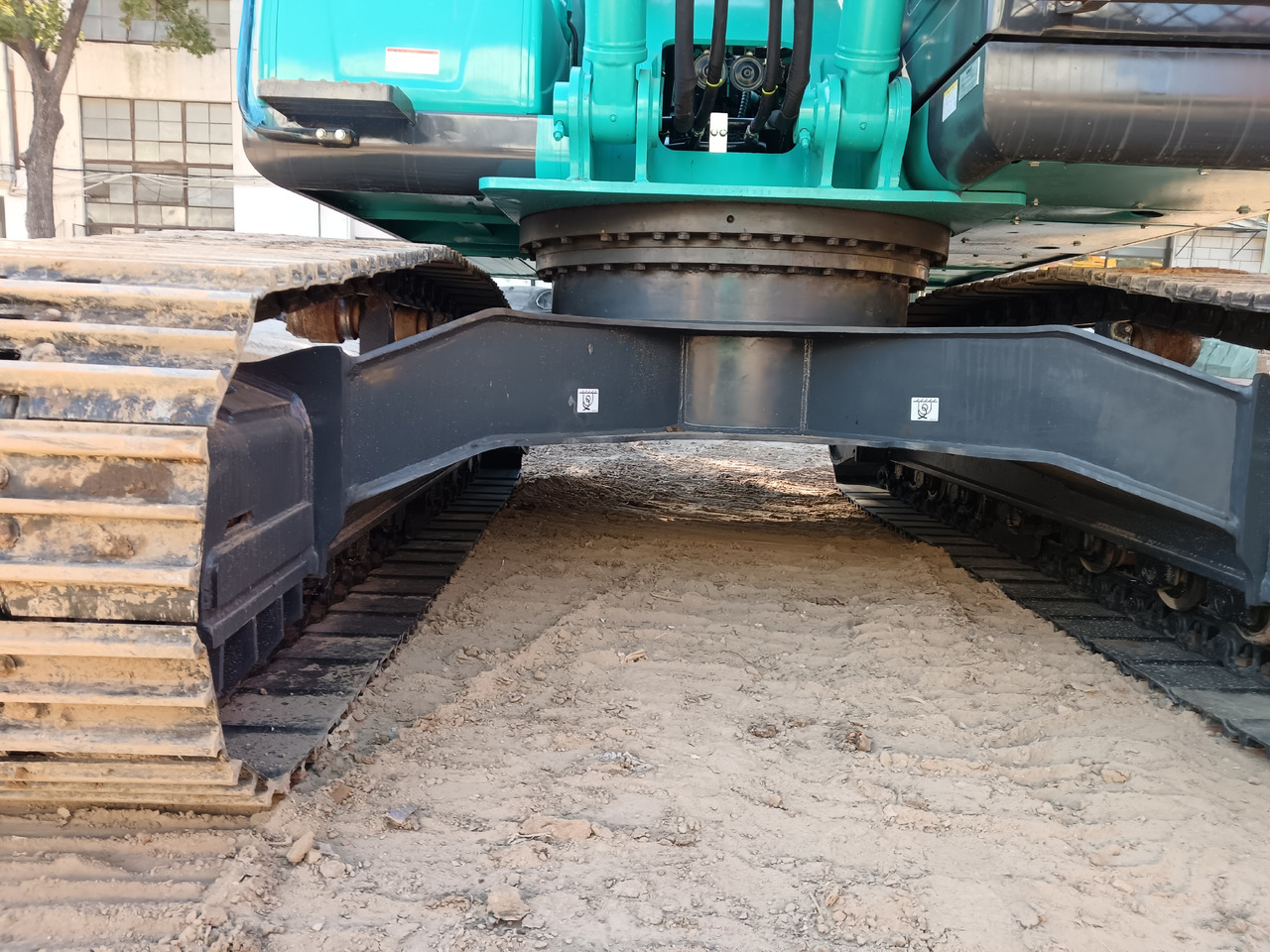KOBELCO SK200-8 - Crawler excavator: picture 4 KOBELCO SK200-8 - Crawler excavator: picture 4
