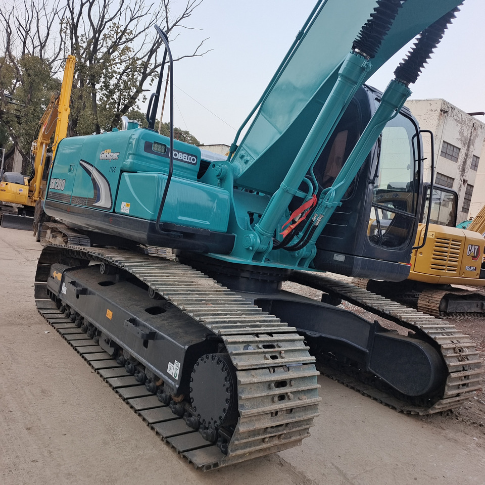 KOBELCO SK200-8 - Crawler excavator: picture 4 KOBELCO SK200-8 - Crawler excavator: picture 4