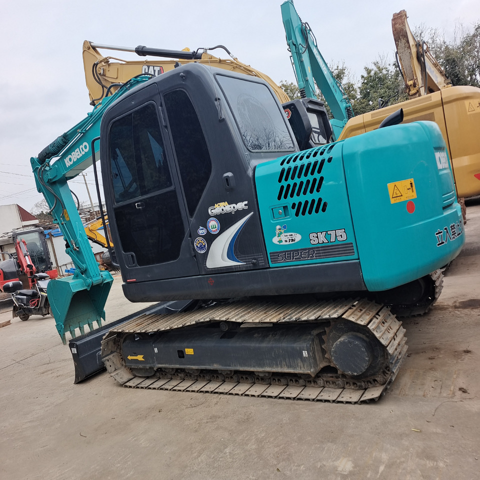 KOBELCO SK75 - Mini excavator: picture 1 KOBELCO SK75 - Mini excavator: picture 1