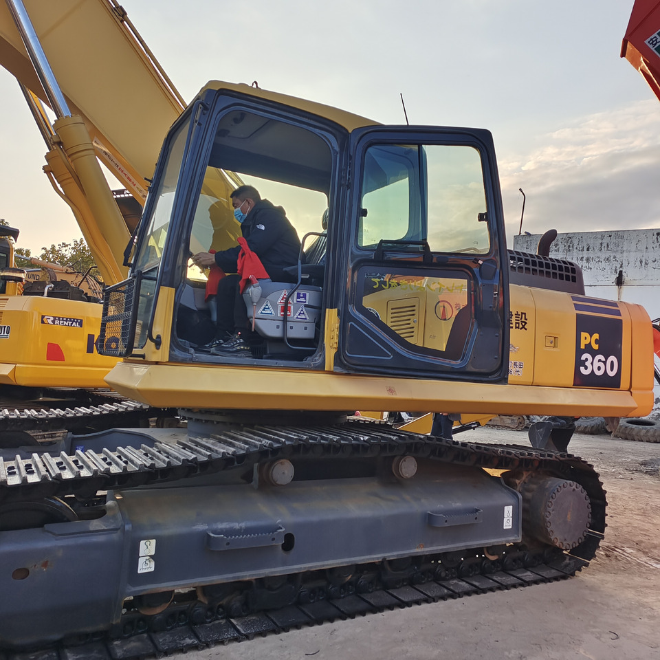 KOMATSU PC360-7 - Crawler excavator: picture 1 KOMATSU PC360-7 - Crawler excavator: picture 1