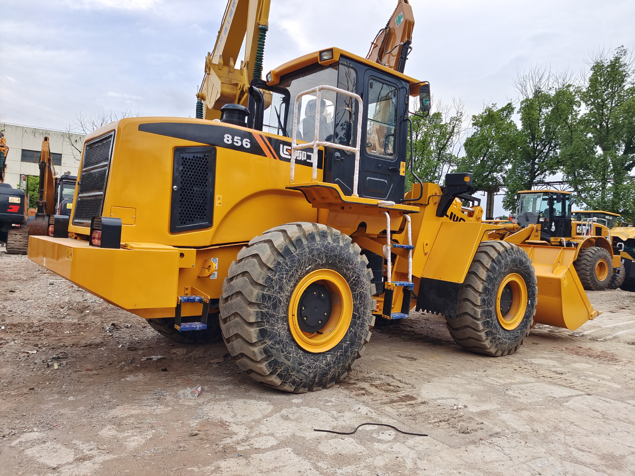 LIUGONG CLG 856 856H - Wheel loader: picture 4 LIUGONG CLG 856 856H - Wheel loader: picture 4