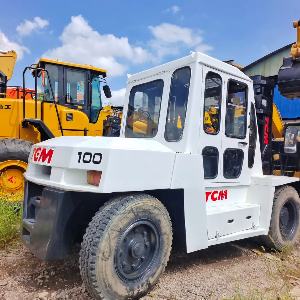 TCM FD100 - Diesel forklift: picture 1 TCM FD100 - Diesel forklift: picture 1