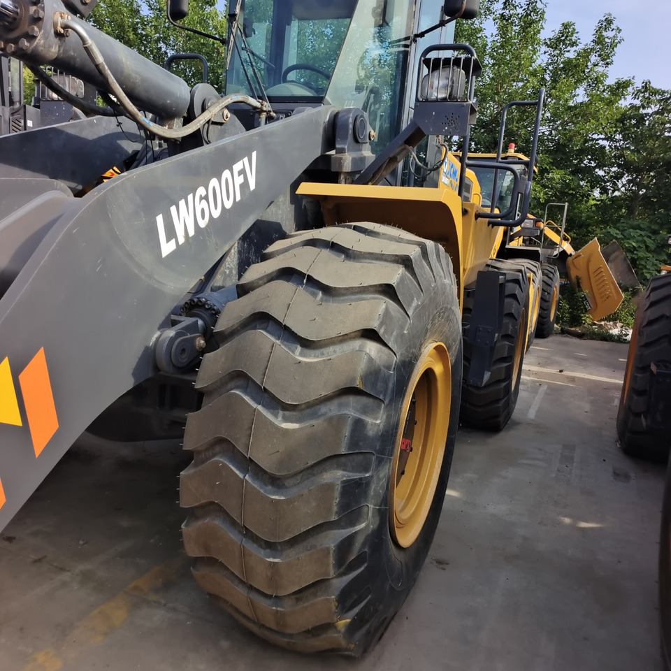 XCMG LW600FV - Wheel loader: picture 4 XCMG LW600FV - Wheel loader: picture 4
