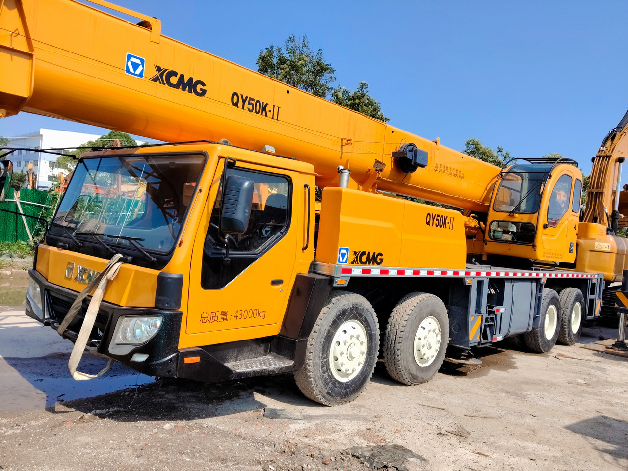 XCMG QY50KⅡ - Mobile crane: picture 2 XCMG QY50KⅡ - Mobile crane: picture 2