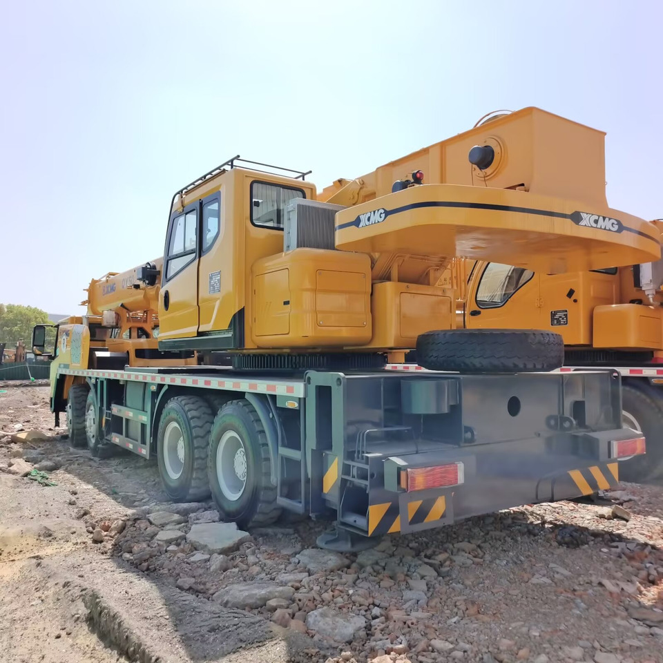 XCMG QY50KC 50 TON TRUCK CRANE - Mobile crane: picture 2 XCMG QY50KC 50 TON TRUCK CRANE - Mobile crane: picture 2