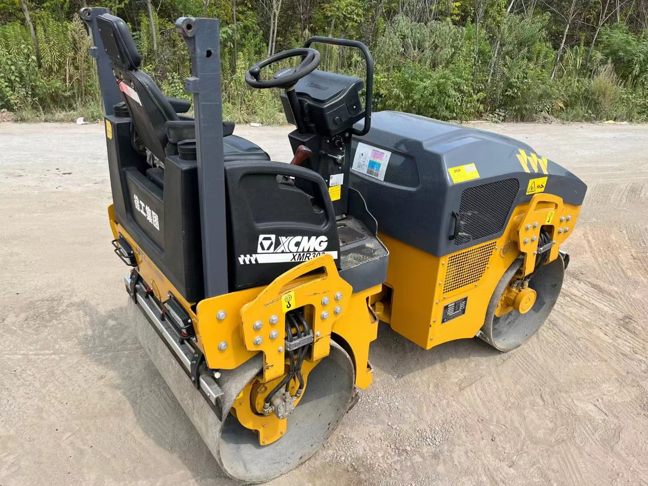 XCMG XMR 300J - Combination roller: picture 1 XCMG XMR 300J - Combination roller: picture 1