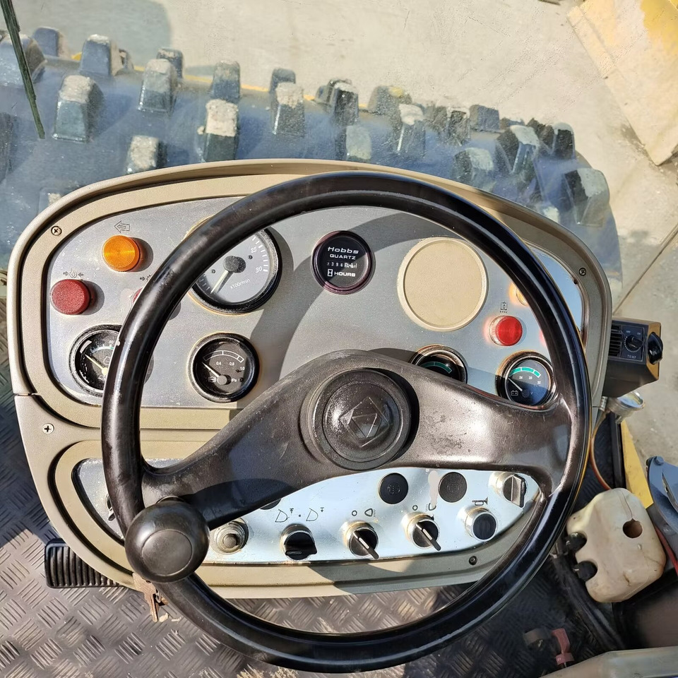 XCMG XS 223J WITH SHEEPFOOT PAD - Road roller: picture 3 XCMG XS 223J WITH SHEEPFOOT PAD - Road roller: picture 3