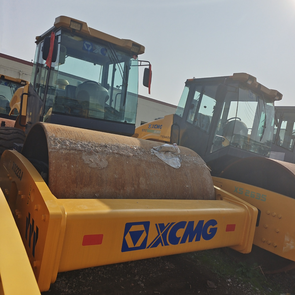 XCMG XS223J - Road roller: picture 5 XCMG XS223J - Road roller: picture 5
