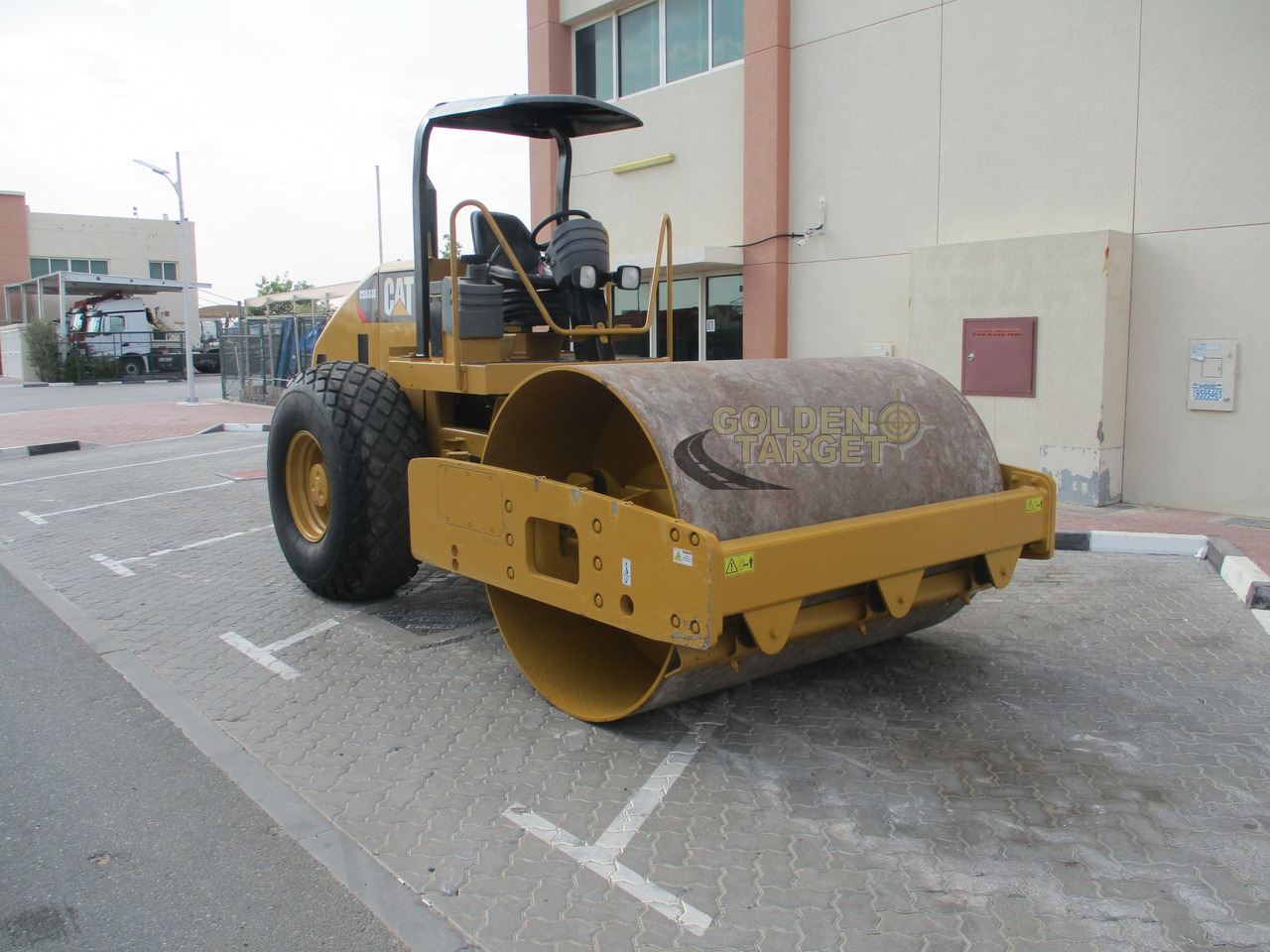 Road roller CATERPILLAR CS533E VIBRATORY ROLLER: picture 1