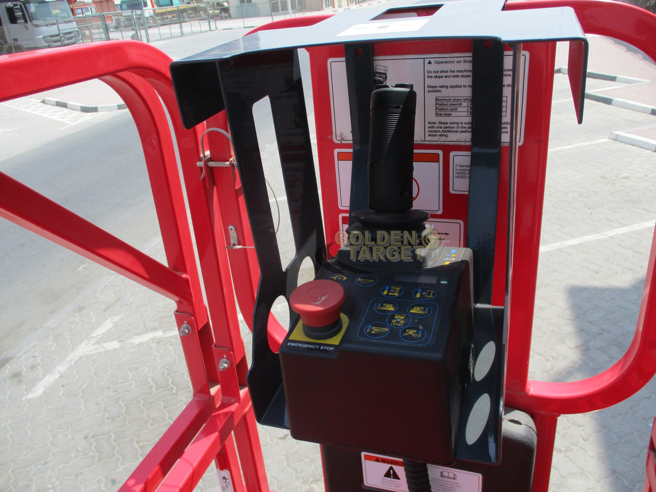 New Scissor lift Hered HC0610E Electric Crawler Scissor Lift: picture 10