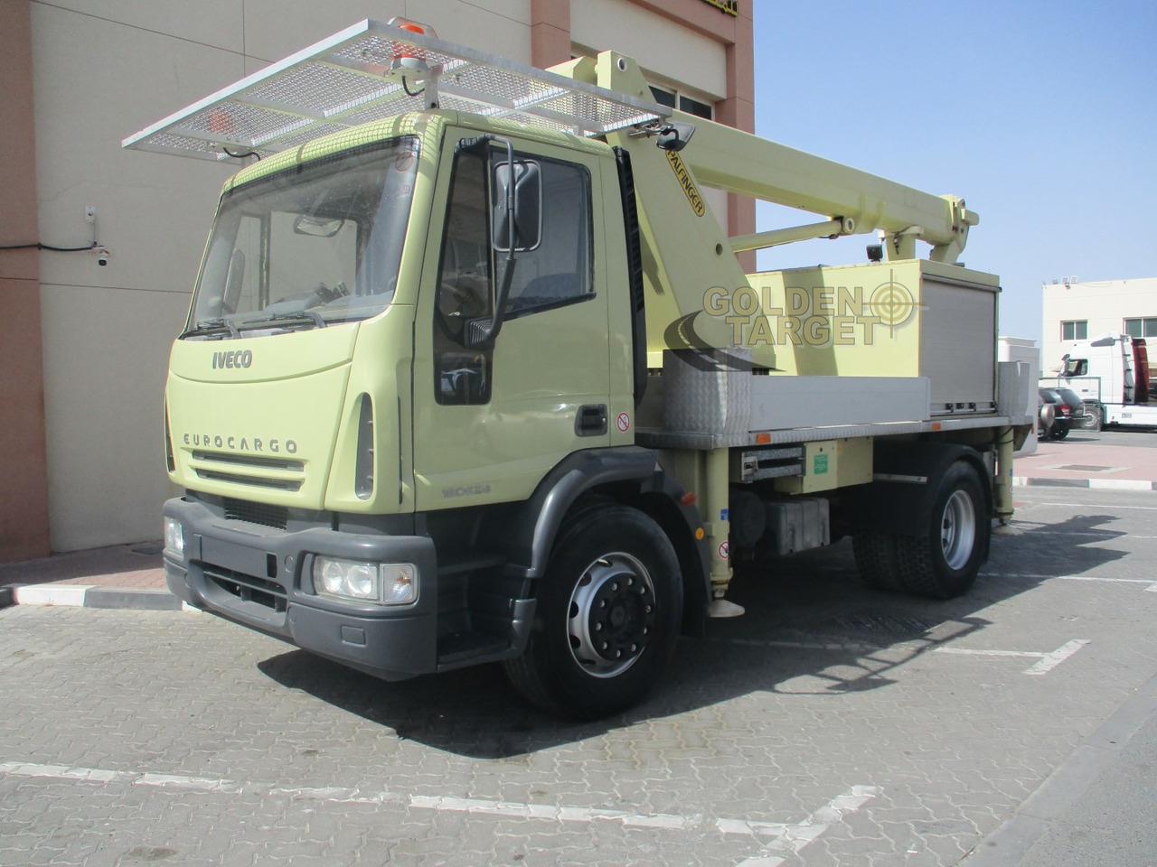 Iveco EURO CARGO 180E28 4x2 PALFINGER P180 Manlift - Truck mounted aerial platform: picture 2 Iveco EURO CARGO 180E28 4x2 PALFINGER P180 Manlift - Truck mounted aerial platform: picture 2