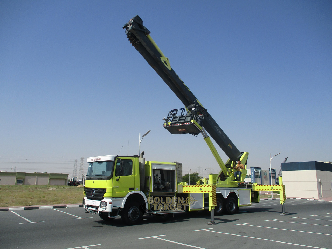 Fire truck Mercedes ACTROS 4140 8x4 METZ P56 Fire Truck: picture 9