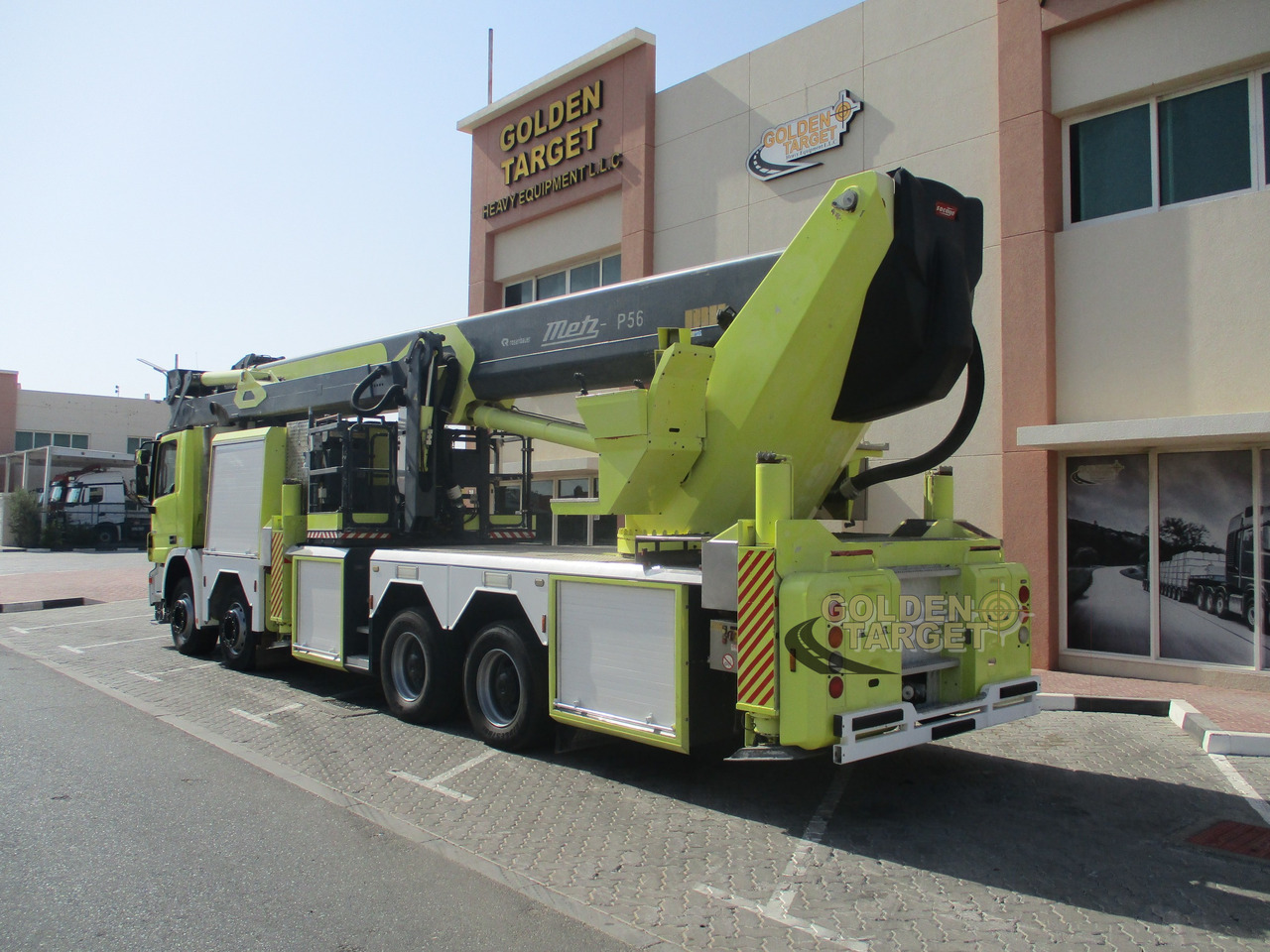 Fire truck Mercedes ACTROS 4140 8x4 METZ P56 Fire Truck: picture 6