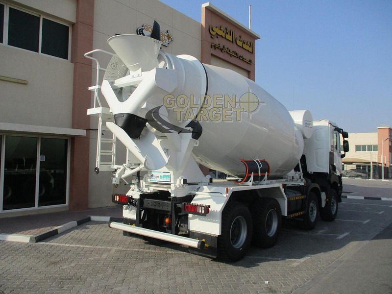 Renault K420 - Concrete mixer truck: picture 3 Renault K420 - Concrete mixer truck: picture 3