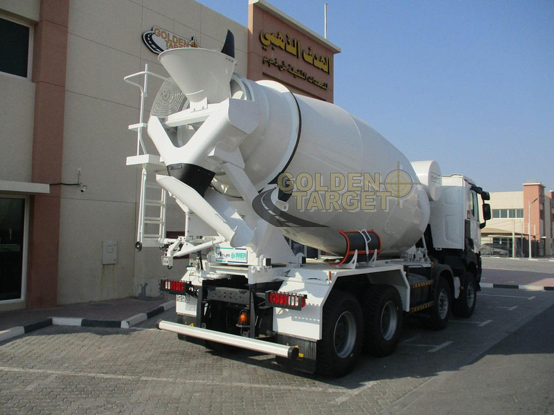Renault K420 - Concrete mixer truck: picture 3 Renault K420 - Concrete mixer truck: picture 3