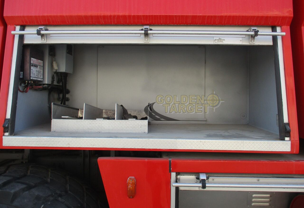 Fire truck Reynold Boughton Barracuda 4x4 Airport Fire Truck: picture 6