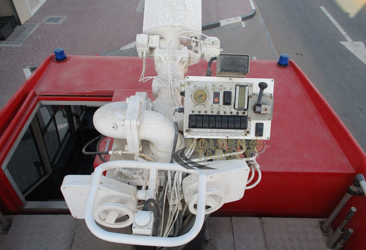 Fire truck Reynold Boughton Barracuda 4x4 Airport Fire Truck: picture 12