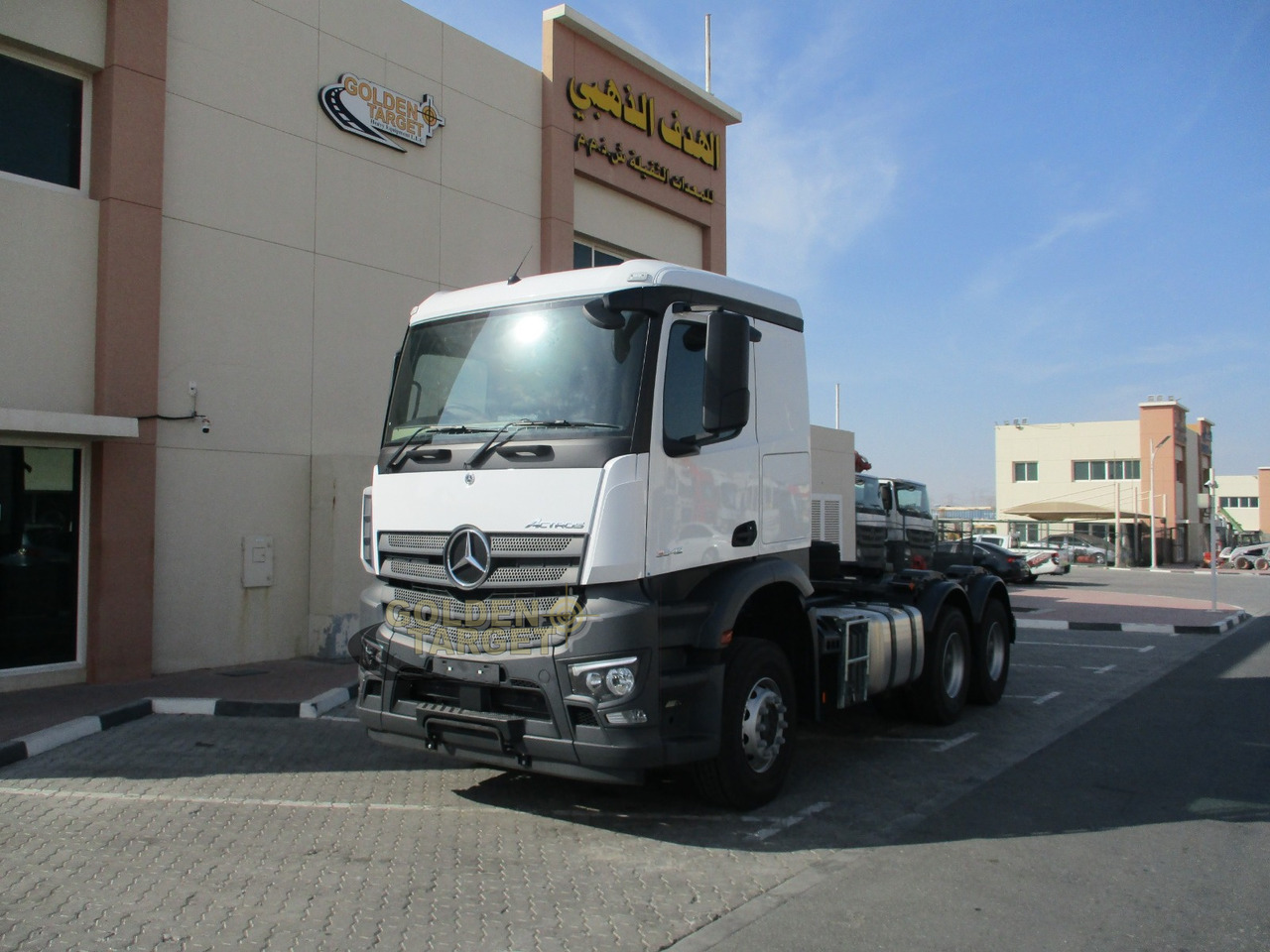 Mercedes-Benz Actros 3342 6x4 Right Hand Head Truck - Tractor unit: picture 2 Mercedes-Benz Actros 3342 6x4 Right Hand Head Truck - Tractor unit: picture 2