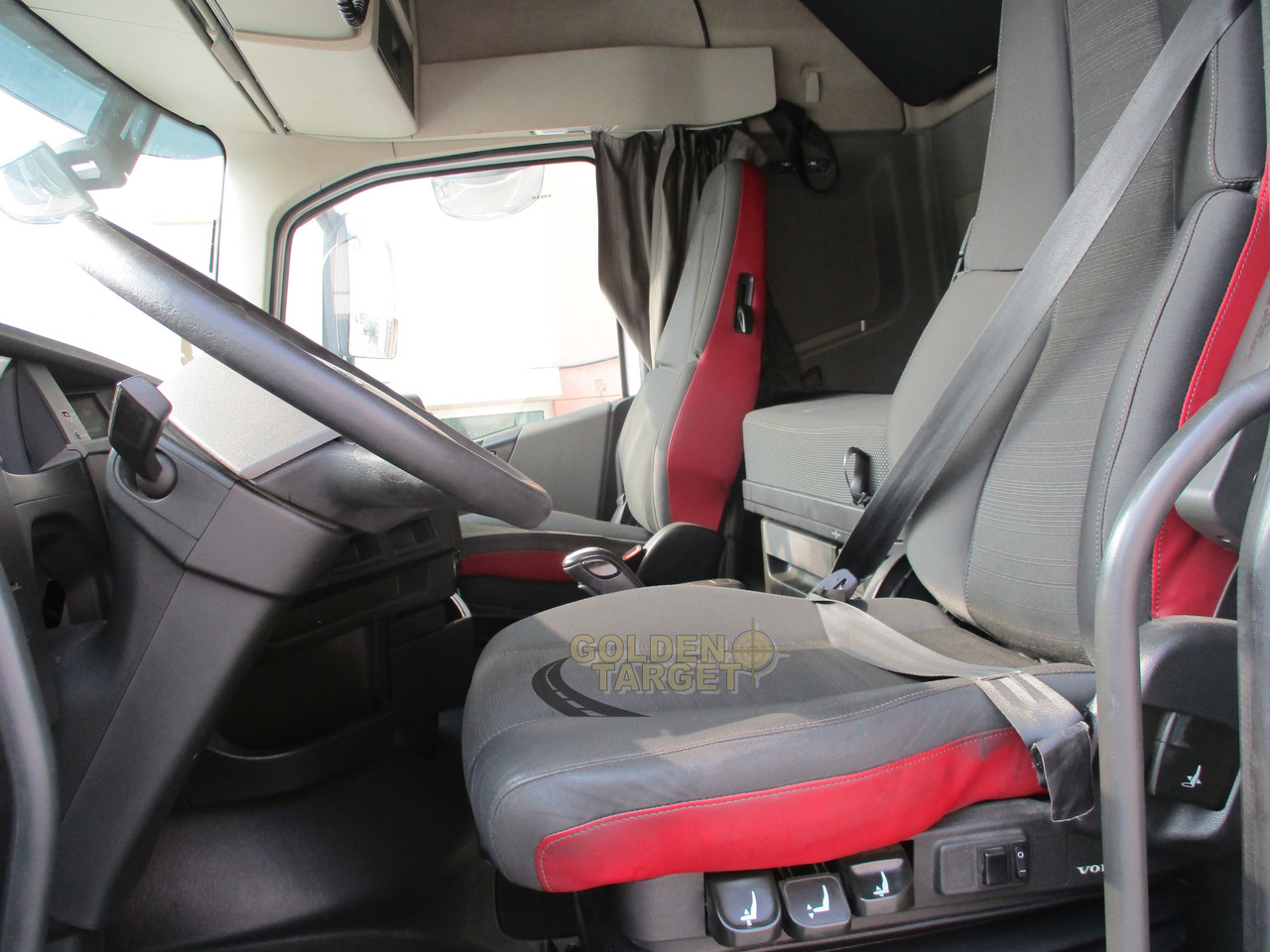Cab chassis truck Volvo FH460 6×2 Chassis: picture 10