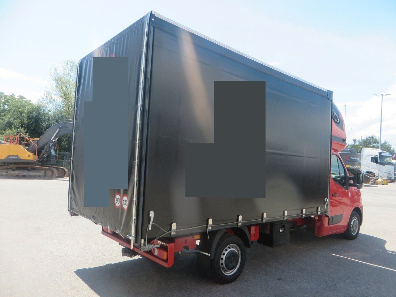 Renault MASTER3 tilt body - Curtain side van: picture 3 Renault MASTER3 tilt body - Curtain side van: picture 3