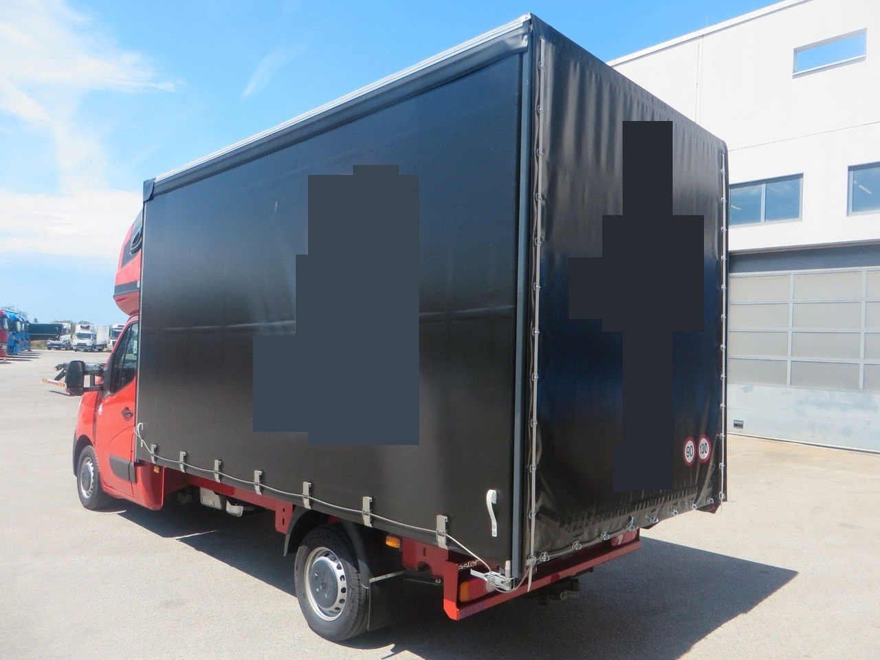 Renault MASTER3 tilt body - Curtain side van: picture 4 Renault MASTER3 tilt body - Curtain side van: picture 4