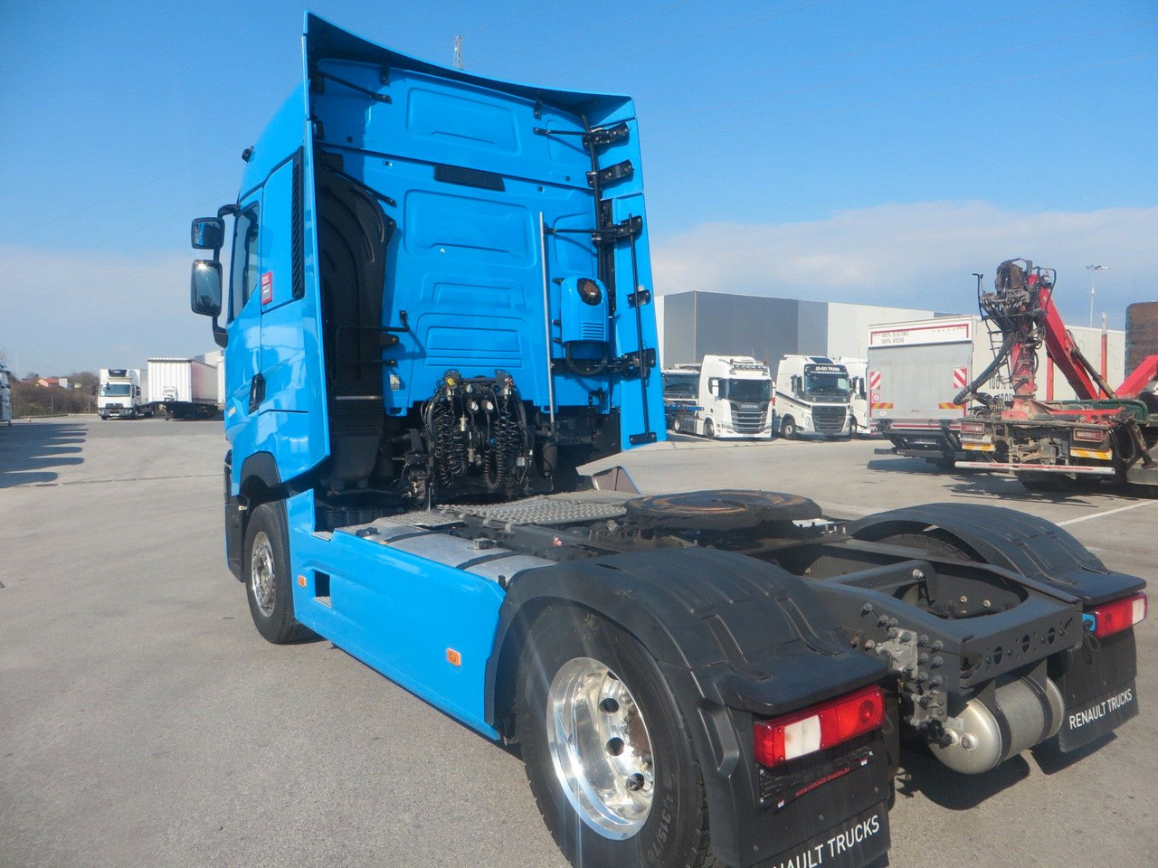 Renault T520 HSC 4x2Tractor - Tractor unit: picture 4 Renault T520 HSC 4x2Tractor - Tractor unit: picture 4
