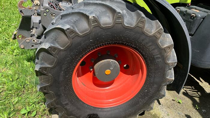 Claas Axion 840 - Farm tractor: picture 4 Claas Axion 840 - Farm tractor: picture 4