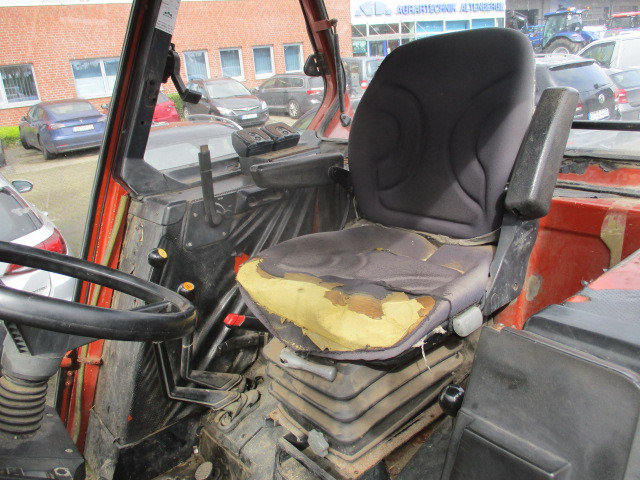 Farm tractor Fiat 70-88 DT mit Frontlader: picture 7