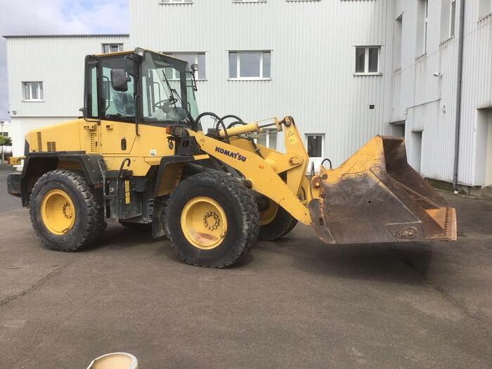 Komatsu WA 150-5 - Wheel loader: picture 1 Komatsu WA 150-5 - Wheel loader: picture 1