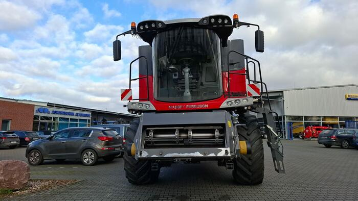 Massey Ferguson Centora 7380 AL - Combine harvester: picture 2 Massey Ferguson Centora 7380 AL - Combine harvester: picture 2