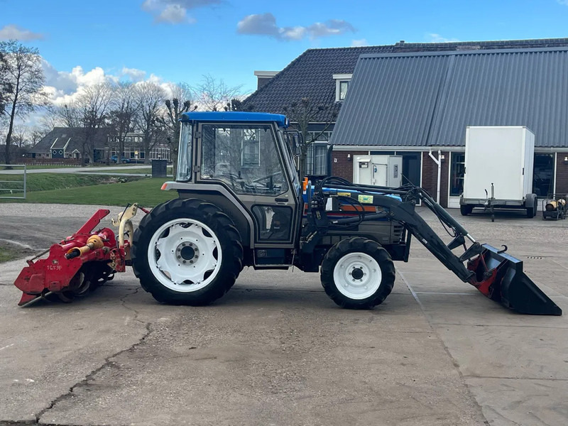 Iseki TG 53 F + Voorlader mini trekker frees - Tow tractor: picture 3 Iseki TG 53 F + Voorlader mini trekker frees - Tow tractor: picture 3